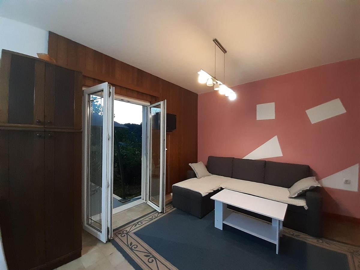Apartments Cebalo - Ekonomija كورتْشولا المظهر الخارجي الصورة
