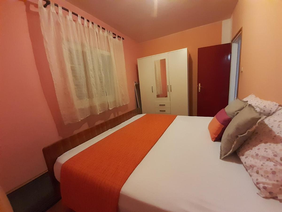 Apartments Cebalo - Ekonomija كورتْشولا المظهر الخارجي الصورة