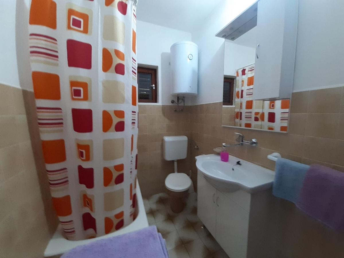 Apartments Cebalo - Ekonomija كورتْشولا المظهر الخارجي الصورة