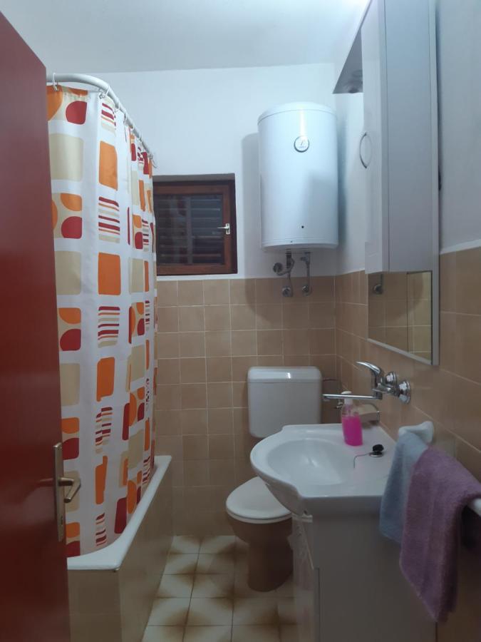 Apartments Cebalo - Ekonomija كورتْشولا المظهر الخارجي الصورة