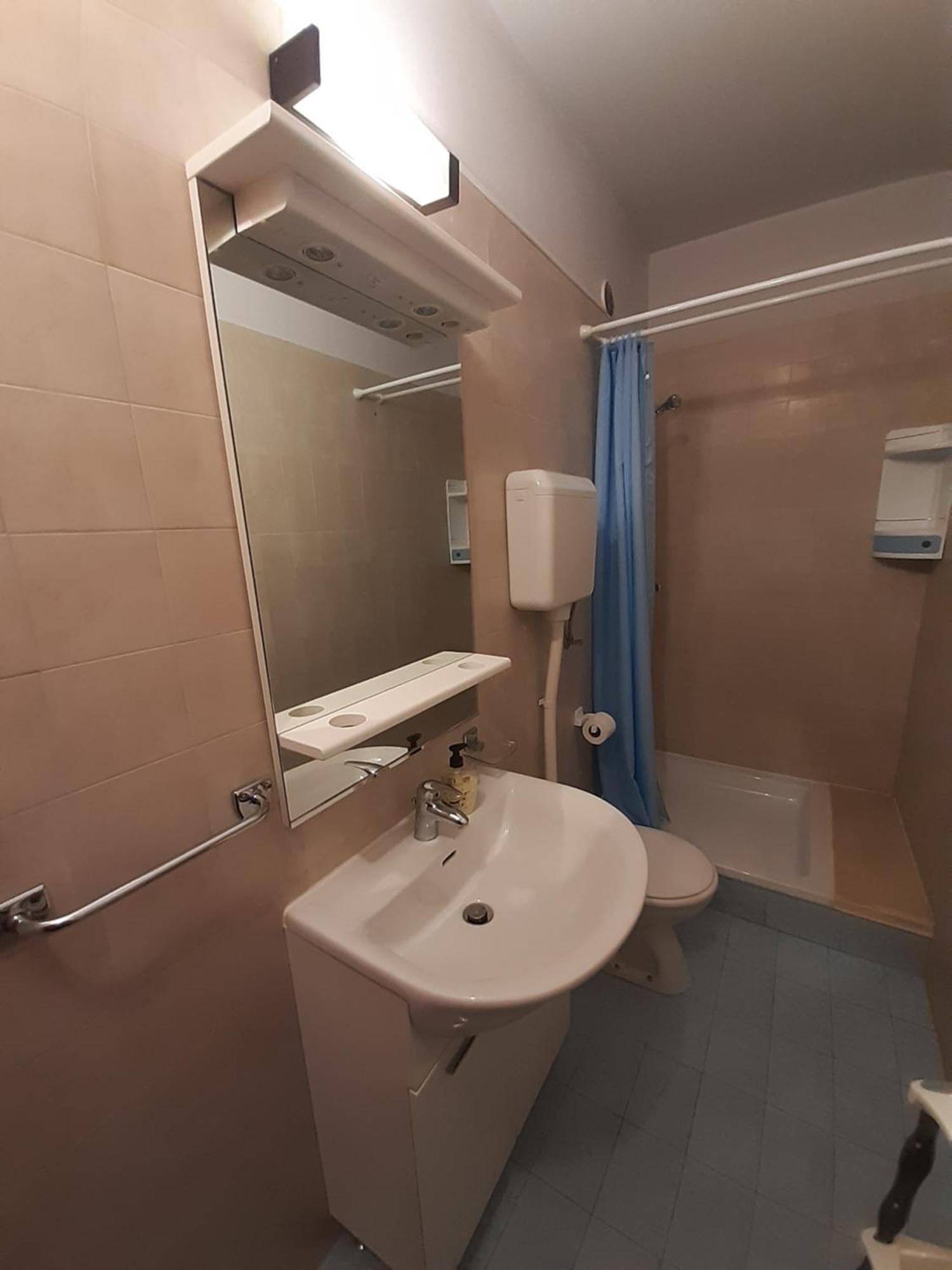Apartments Cebalo - Ekonomija كورتْشولا الغرفة الصورة